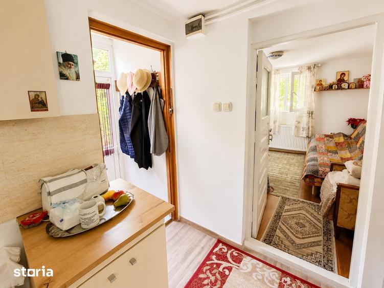 Casă cu 3 camere cu Teren 532 Mp în Răzvad