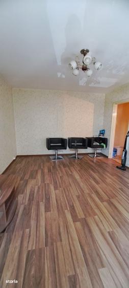 4 camere decomandat 2/4 metrou 1 Decembrie - 5