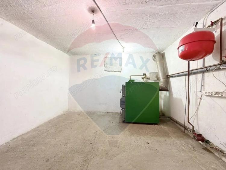 Apartament cu 2 camere decomandat în Zimandcuz