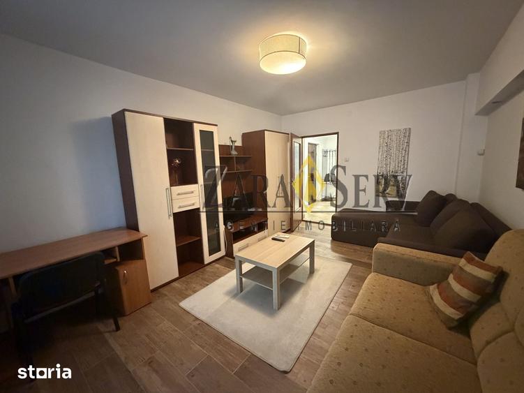 Apartament cu 2 camere decomandat în Republicii