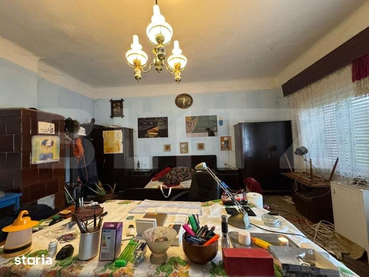 Casă cu 4 camere cu Teren 1488 Mp în Pestișu Mic