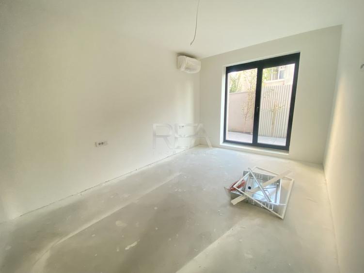 Apartament cu 3 camere decomandat în 13 Septembrie