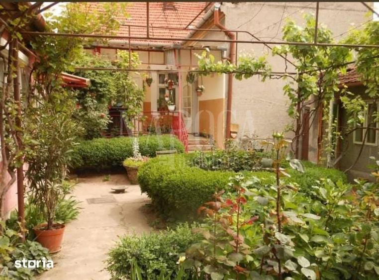 Casă cu 3 camere cu Teren 500 Mp în Central