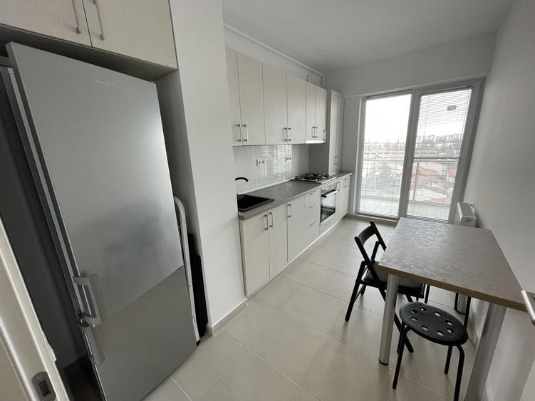 Apartament cu 2 camere decomandat, mobilat în Lujerului