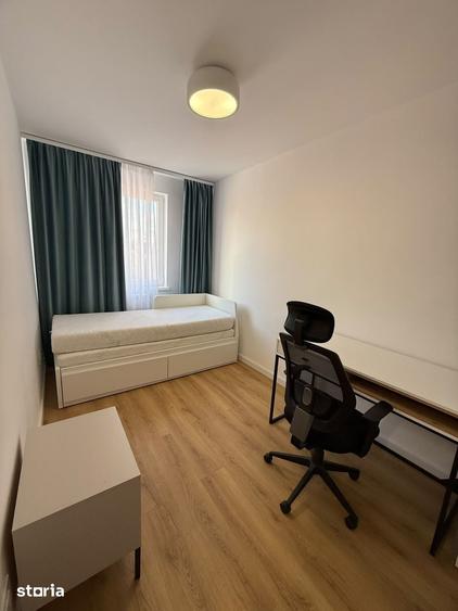 Apartament cu 3 camere semidecomandat în Central