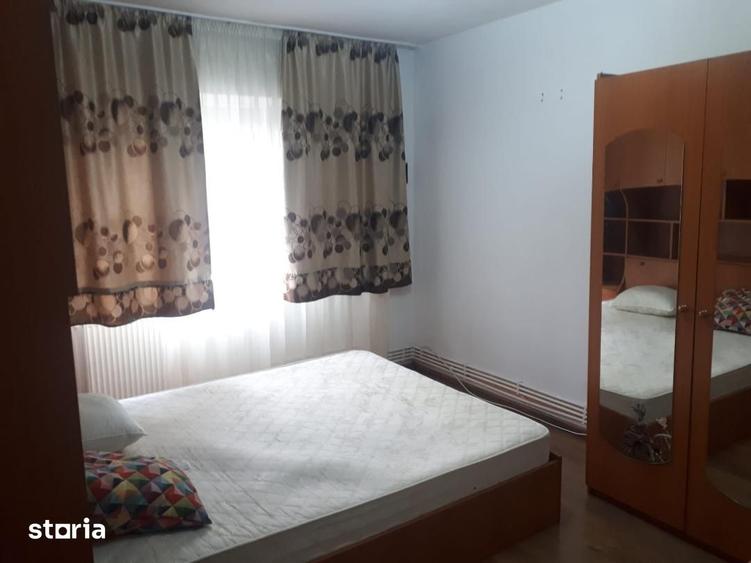 Apartament cu 2 camere în Piața Centrală
