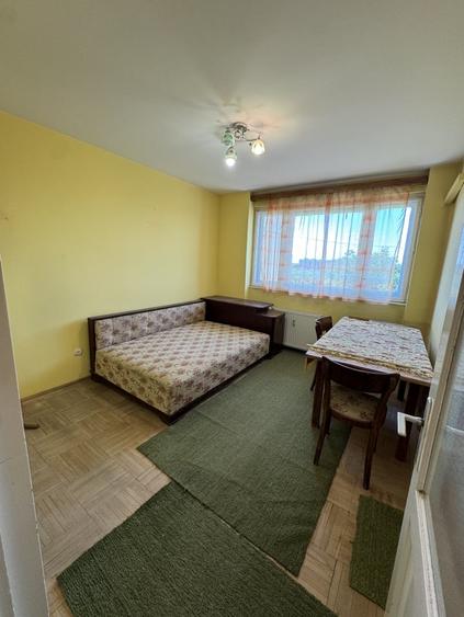 Apartament cu 2 camere semidecomandat în Sud