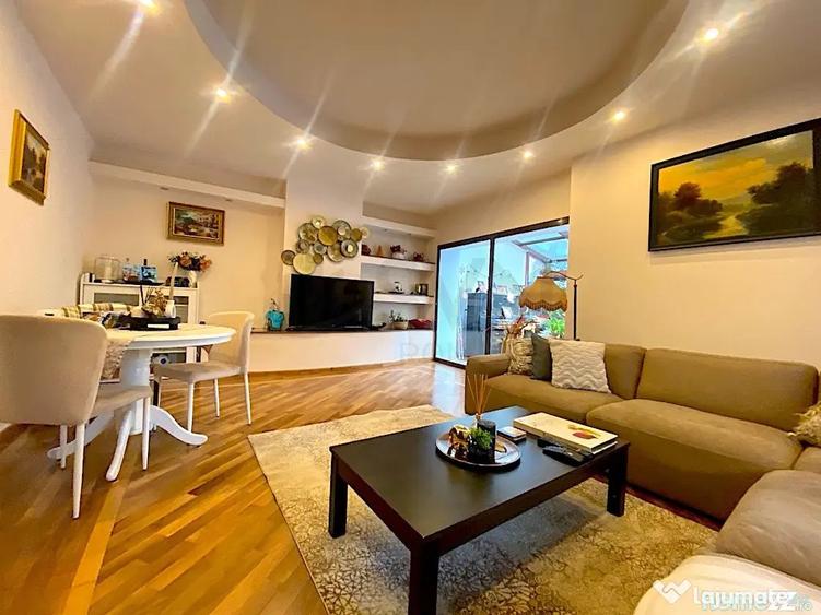 Casă cu 5 camere cu Teren 270 Mp în Dămăroaia