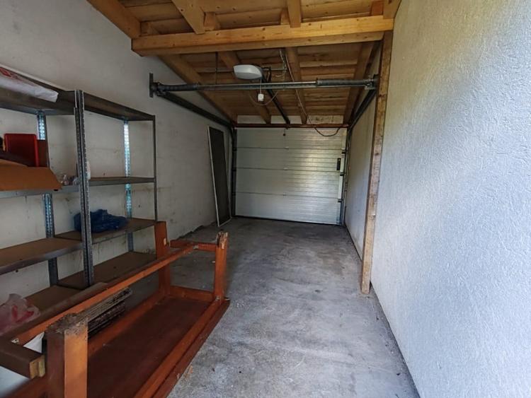 Casă cu 4 camere cu Teren 246 Mp în Florești