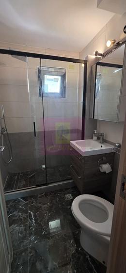 Apartament cu 2 camere decomandat în Poiana Câmpina