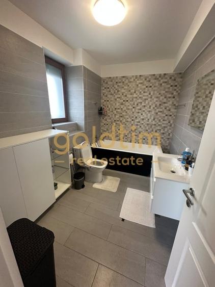 Duplex cu 4 camere cu Canalizare în Pipera