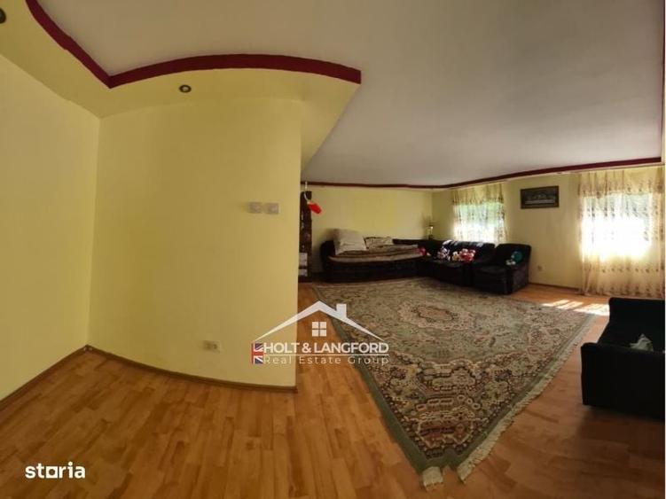 Casă cu 3 camere cu Teren 500 Mp în Central