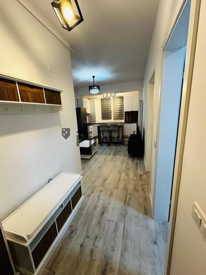 Apartament cu 2 camere, mobilat în Sud-Vest