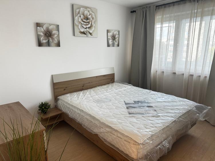 Apartament cu 2 camere semidecomandat, mobilat în Unirii