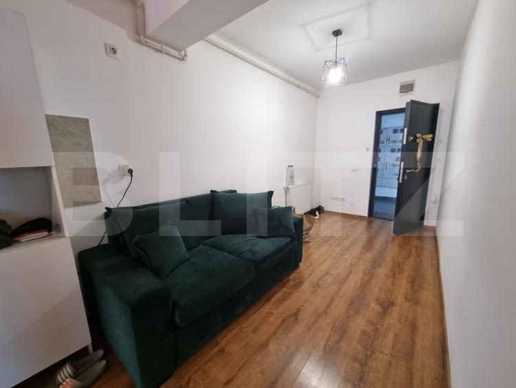 Apartament cu 2 camere semidecomandat în Dâmbul Rotund