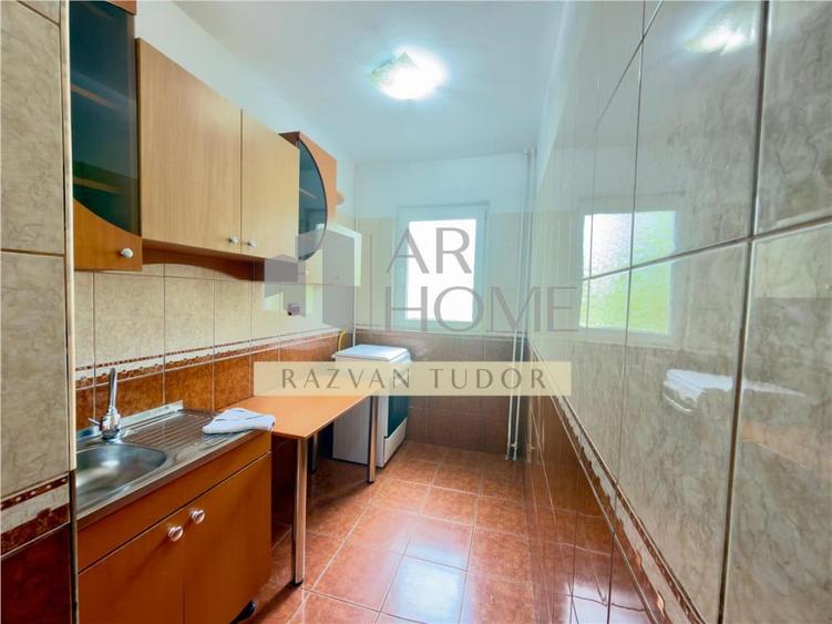 Apartament 3 camere , mobilat utilat complet , zona M.Bravu - 5