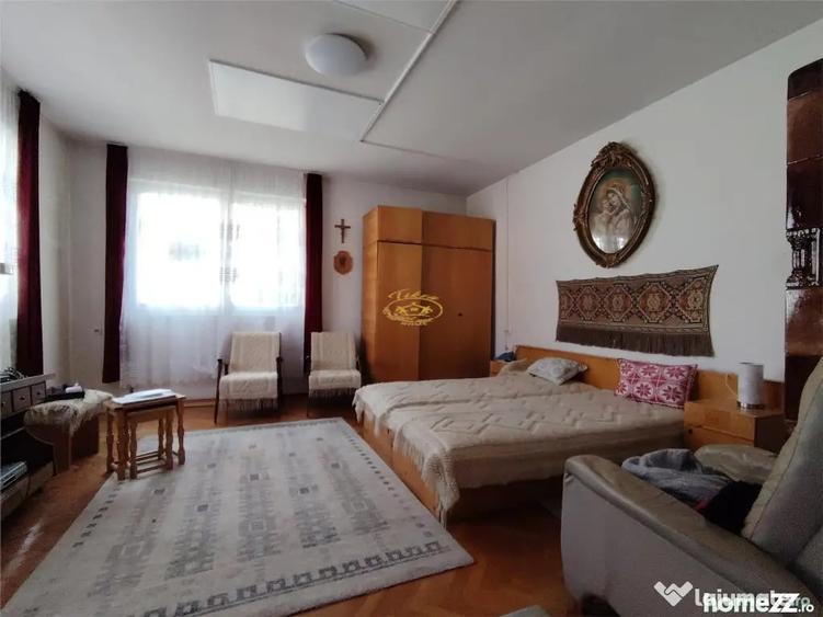 Casă cu 3 camere cu Teren 624 Mp în Central