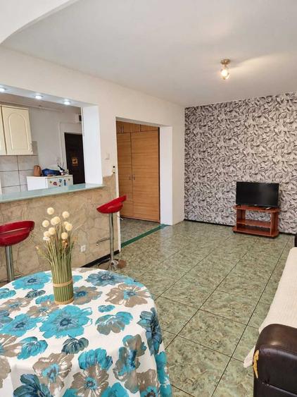 Apartament cu 2 camere semidecomandat în Central