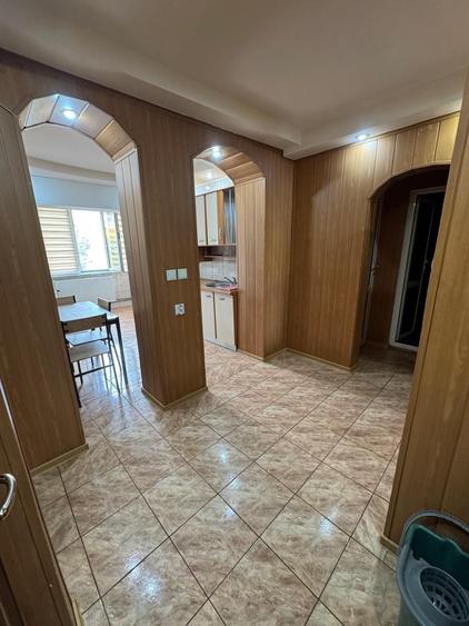 Apartament cu 2 camere decomandat în Eremia