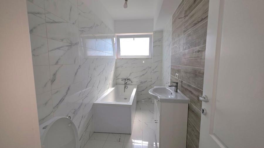 Apartament cu 2 camere decomandat în Cug
