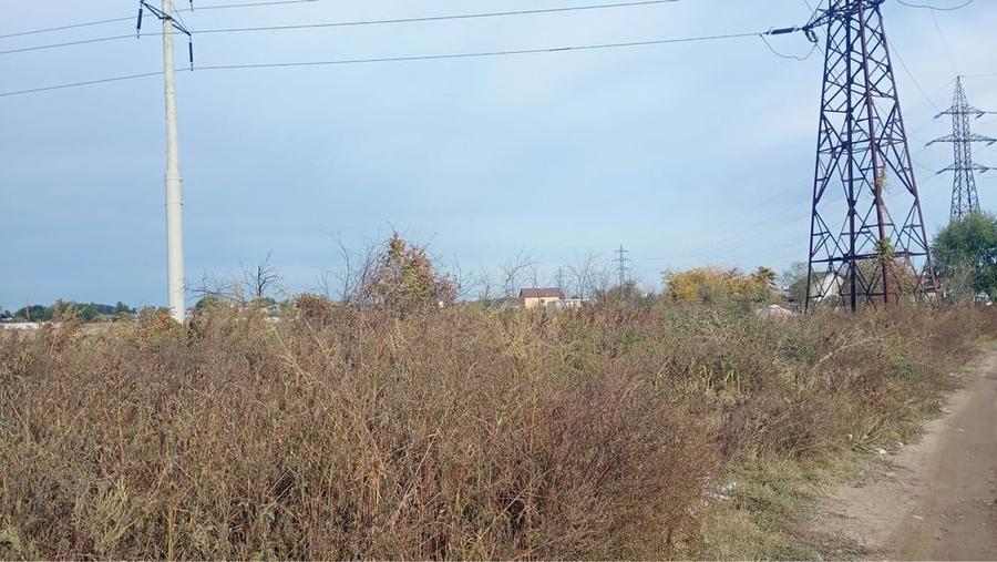 Teren de 3900 mp, în Leamna de Jos