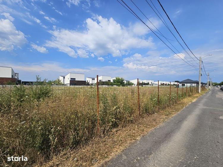 Teren intravilan 3.350 mp | Toate utilitatile | Ideal dezvoltare - 2