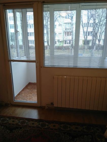 Apartament cu 2 camere semidecomandat în Astra