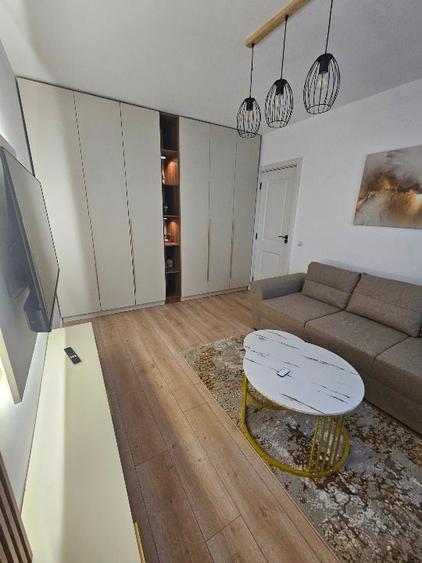 Prima închiriere, complet renovat – vizavi de Parcul Moghioroș - 1