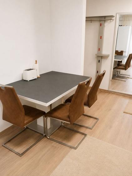 Apartament cu 2 camere semidecomandat, mobilat în Complex Studențesc