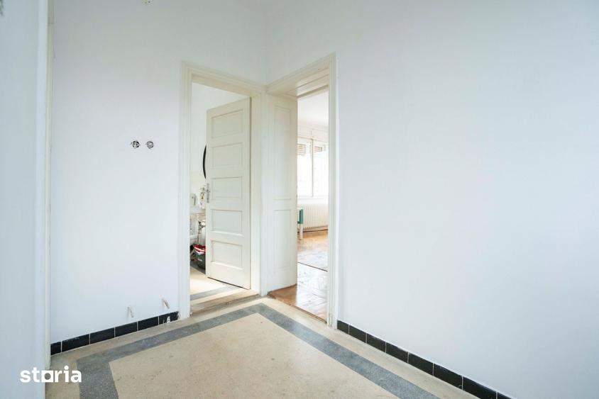 Apartament cu 4 camere în Ultracentral