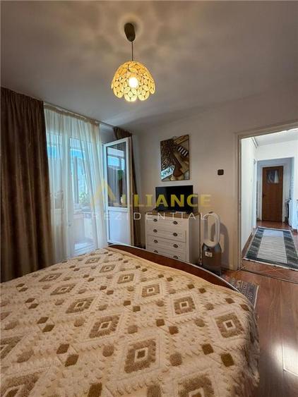 Metrou 1 Decembrie - Apartament 4 camere 2 bai - Gata de mutare - 8