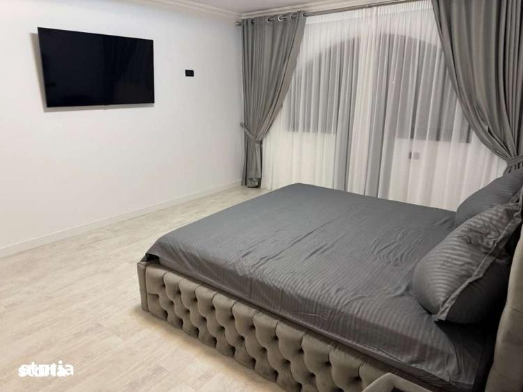 Casă cu 5 camere cu Teren 1213 Mp în Ostroveni
