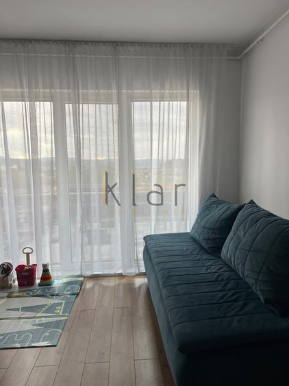 Apartament cu 2 camere semidecomandat, mobilat în Florești