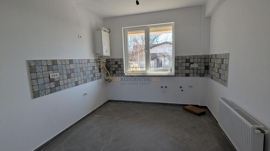 Duplex cu 5 camere cu Canalizare în Berceni