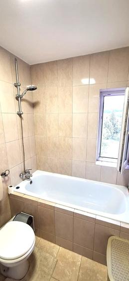 Apartament cu 2 camere decomandat în Est