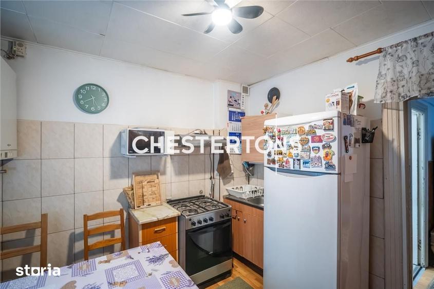 Casă cu 9 camere cu Teren 367 Mp în Pantelimon