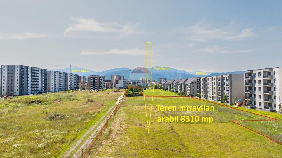 Teren Construcții intravilan de 8310 mp, în Tractorul