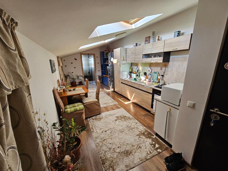 Apartament cu 2 camere semidecomandat în Chiajna