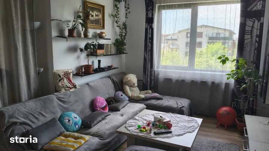 Apartament cu 2 camere semidecomandat în Ghencea