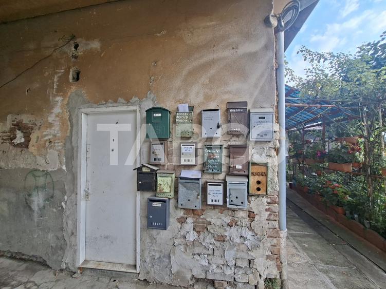 Garsonieră decomandată, mobilată în Orașul de Jos