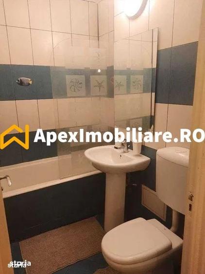 Apartament cu 2 camere semidecomandat în 1 Mai