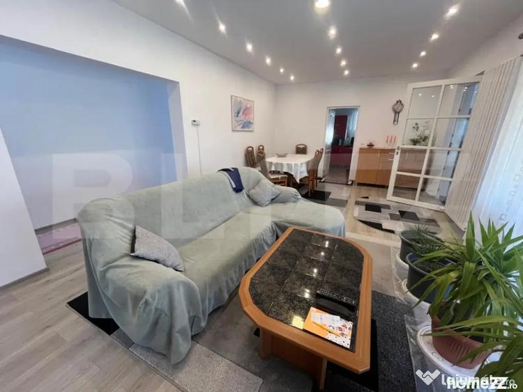 Casă cu 5 camere cu Teren 4400 Mp în Central