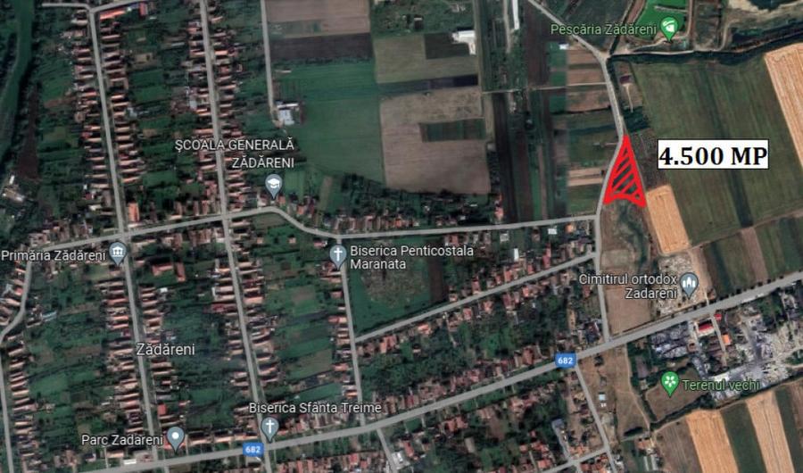 Teren de 4500 mp, în Zădăreni