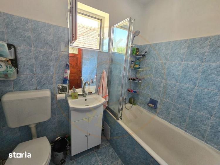 Casă cu 2 camere cu Teren 638 Mp în Lazuri
