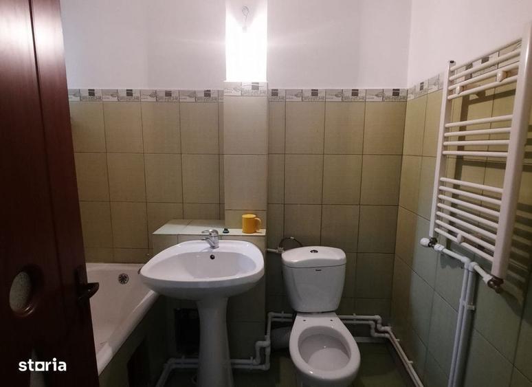 Apartament cu 3 camere în Mărăței