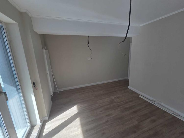 Apartament cu 2 camere decomandat în Tomis Plus