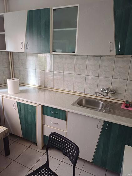 Garsonieră decomandată în Central
