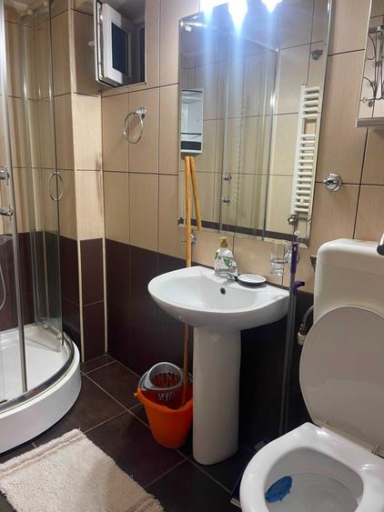 Garsonieră decomandată în Brâncoveanu