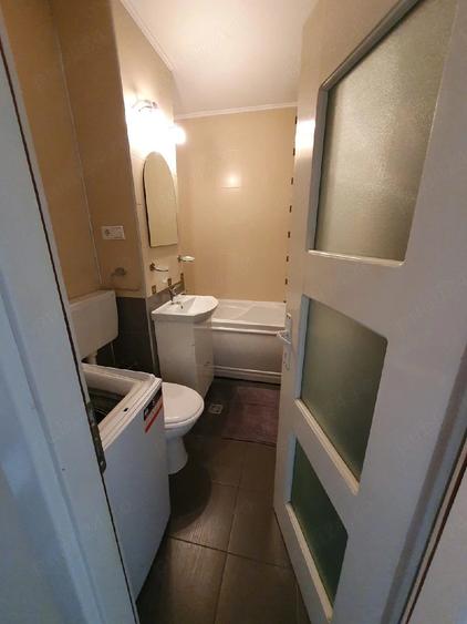 Apartament cu 2 camere decomandat în Steaua