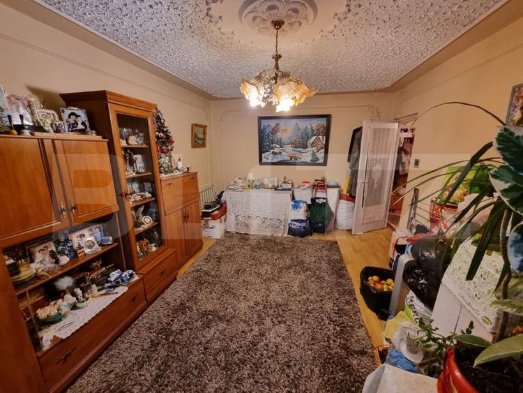 Apartament cu 2 camere decomandat în Tomești